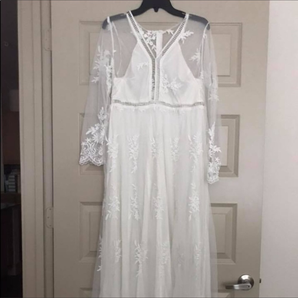 White floral maxi dress